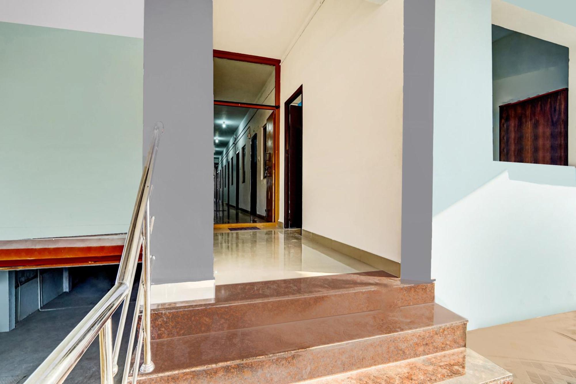 Super Hotel O Okkilipalayam Kojambuttúr Kültér fotó